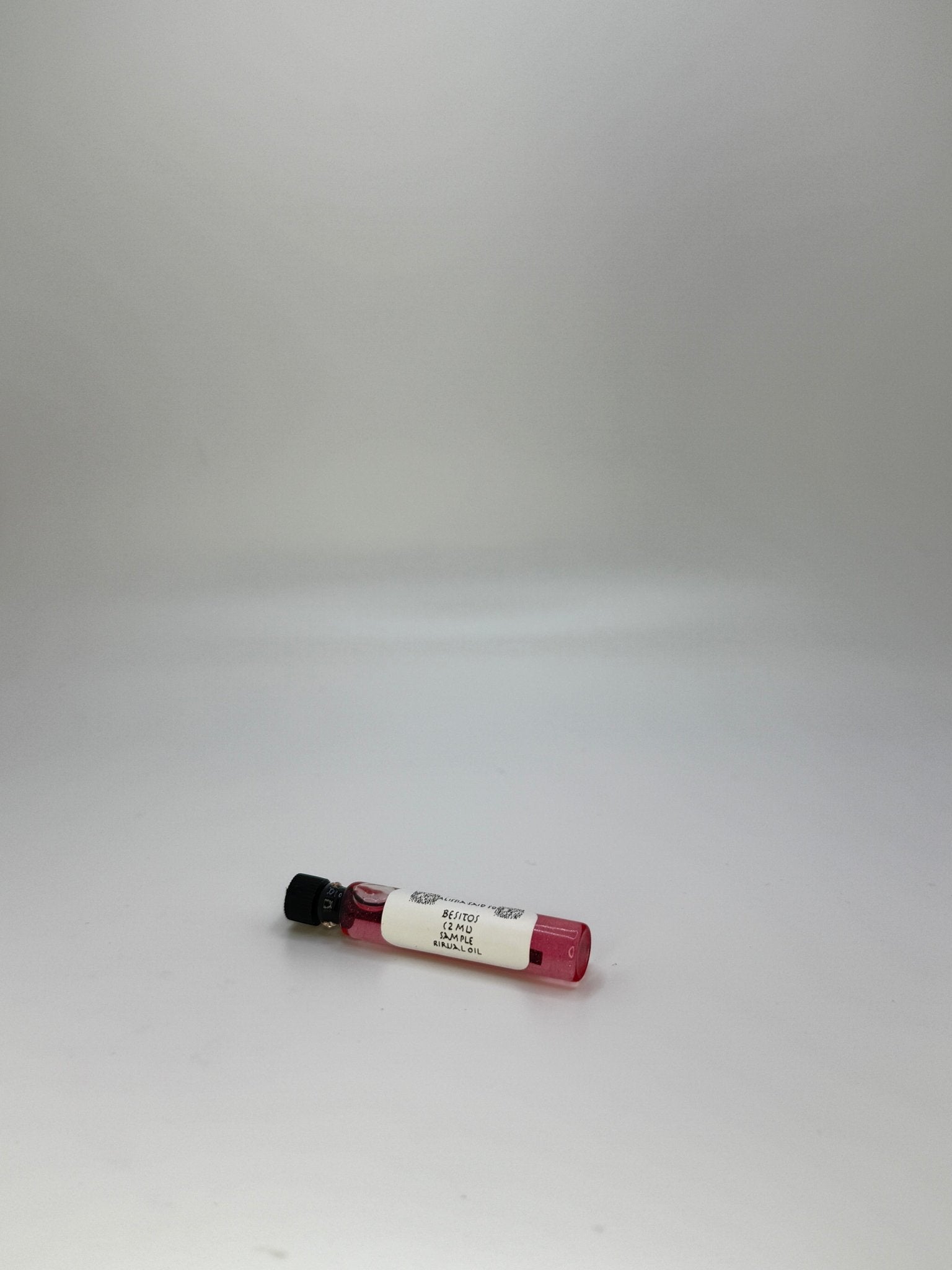 Besitos Love Ritual Oil - Bruja Perfume Lab